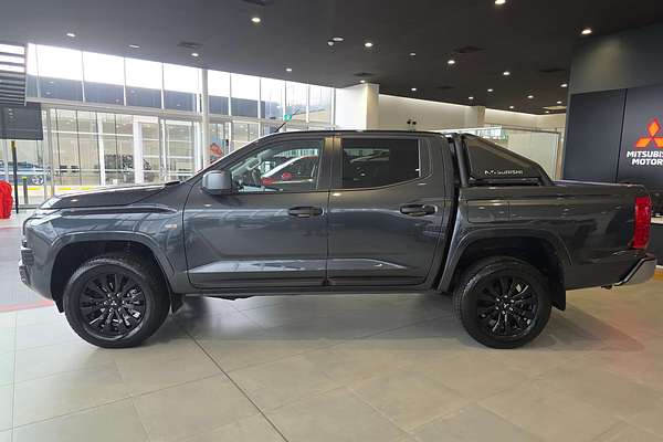 2025 Mitsubishi Triton GLX-R MV 4X4