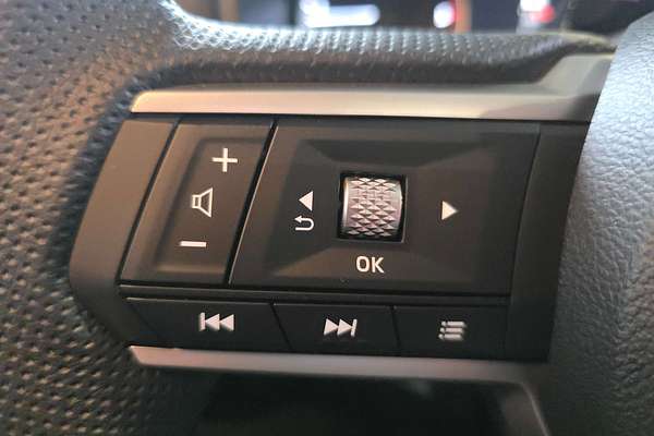 2025 Mitsubishi Triton GLX-R MV 4X4