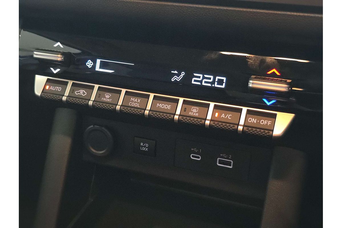 2025 Mitsubishi Triton GLX-R MV 4X4