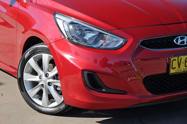 2019 Hyundai Accent Sport RB6