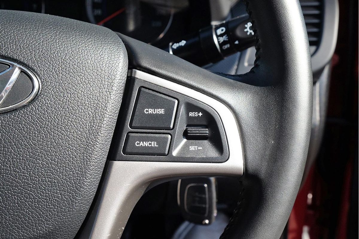 2019 Hyundai Accent Sport RB6