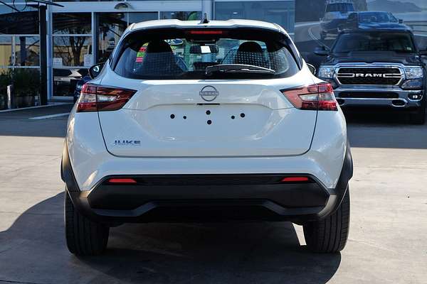 2023 Nissan JUKE ST-L F16