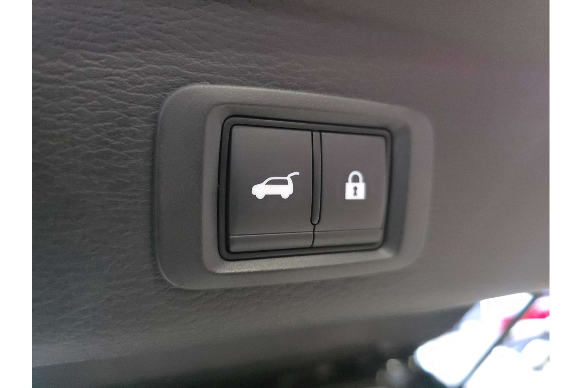 2025 Mitsubishi Outlander PHEV Exceed ZM