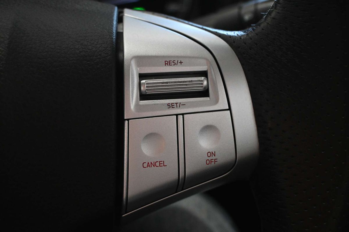 2020 Isuzu MU-X LS-T