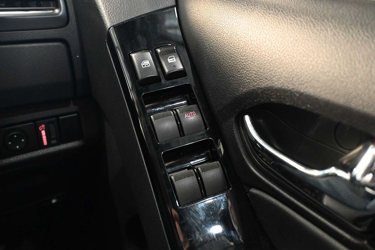 2020 Isuzu MU-X LS-T