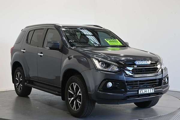 2020 Isuzu MU-X LS-T