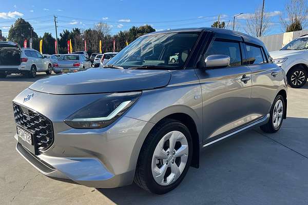 2024 Suzuki Swift Hybrid Plus UZ