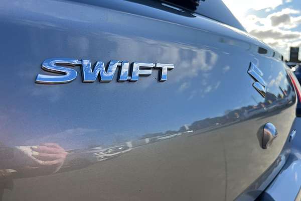 2024 Suzuki Swift Hybrid Plus UZ