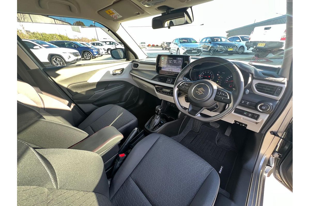 2024 Suzuki Swift Hybrid Plus UZ