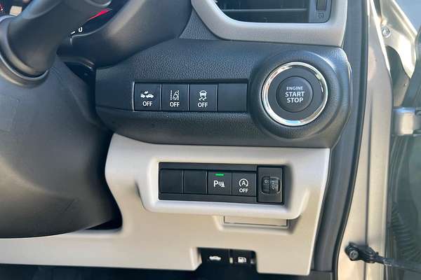 2024 Suzuki Swift Hybrid Plus UZ