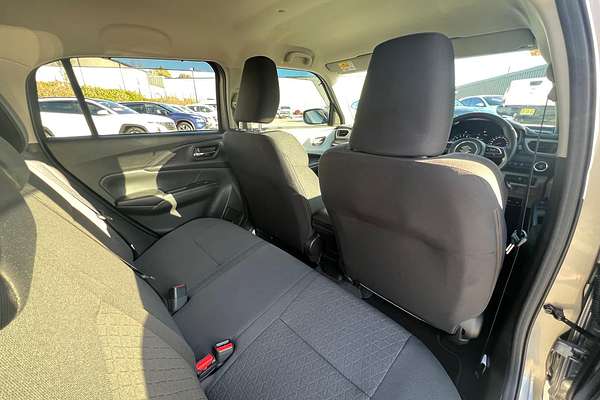 2024 Suzuki Swift Hybrid Plus UZ