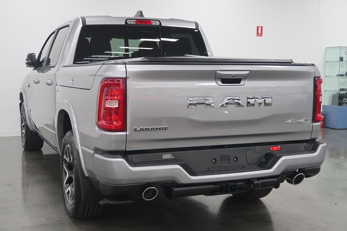 2025 RAM 1500 Laramie Sport Hurricane SO RamBox DT 4X4 SWB