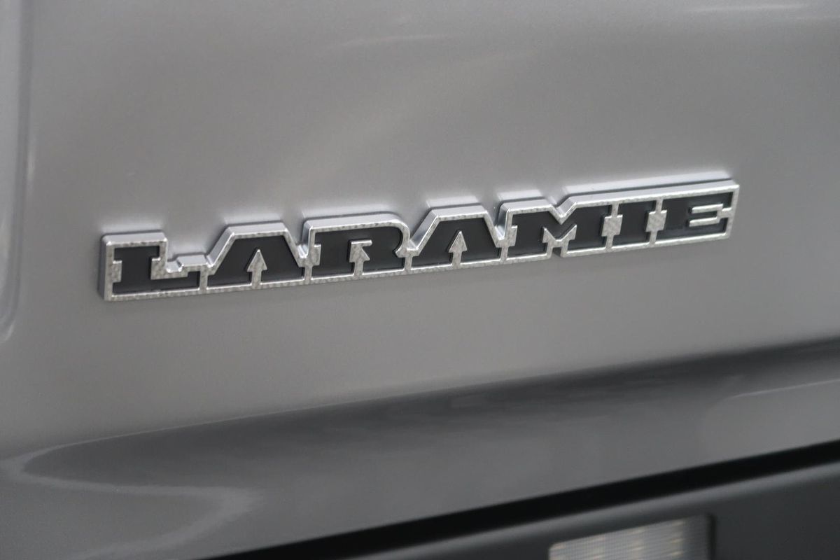 2025 RAM 1500 Laramie Sport Hurricane SO RamBox DT 4X4 SWB