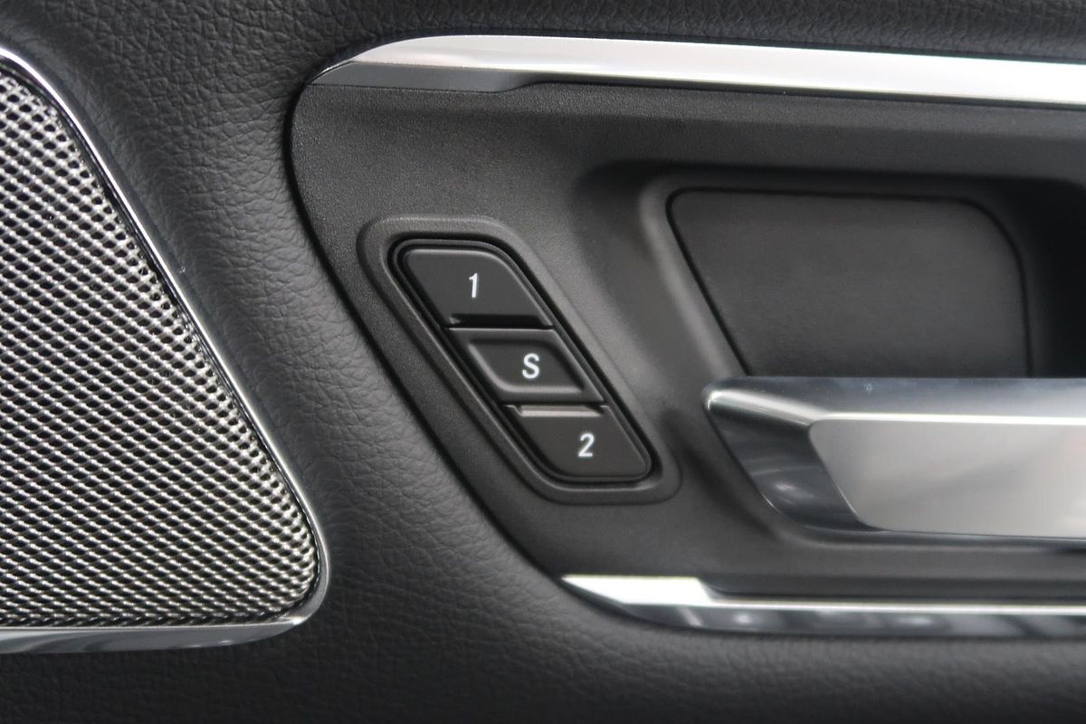2025 RAM 1500 Laramie Sport Hurricane SO RamBox DT 4X4 SWB