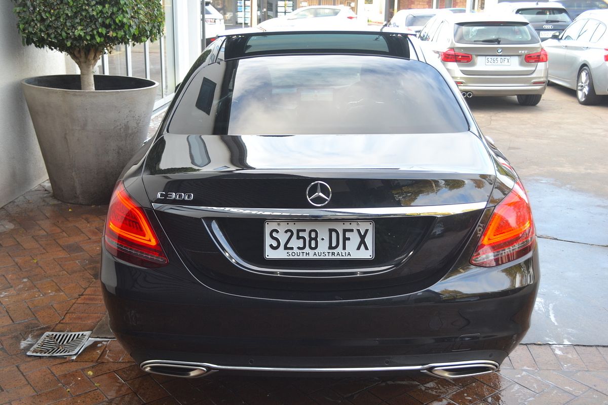 2018 Mercedes-Benz C-Class C300 W205