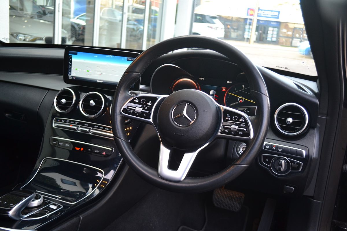2018 Mercedes-Benz C-Class C300 W205