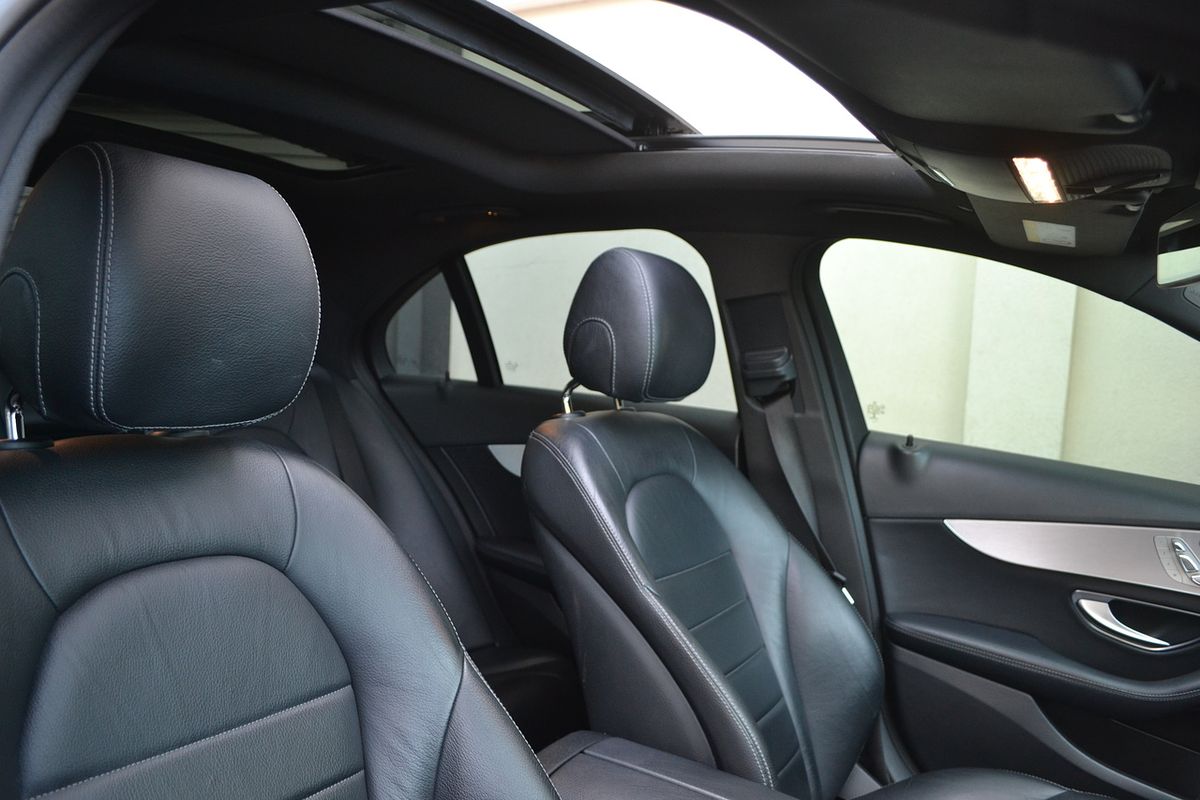 2018 Mercedes-Benz C-Class C300 W205