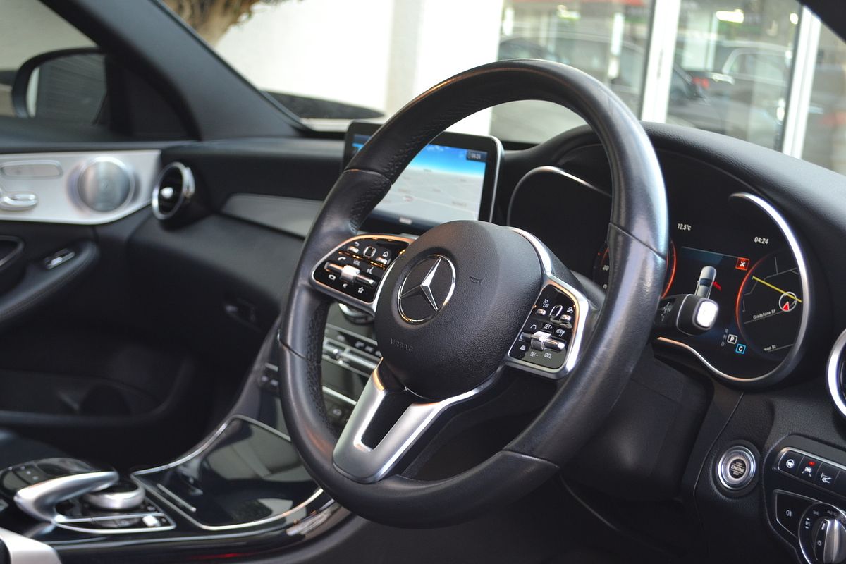 2018 Mercedes-Benz C-Class C300 W205