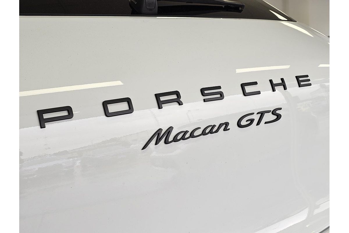 2017 Porsche Macan GTS 95B