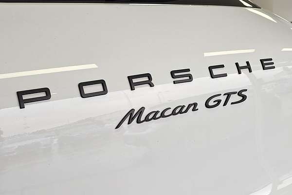 2017 Porsche Macan GTS 95B