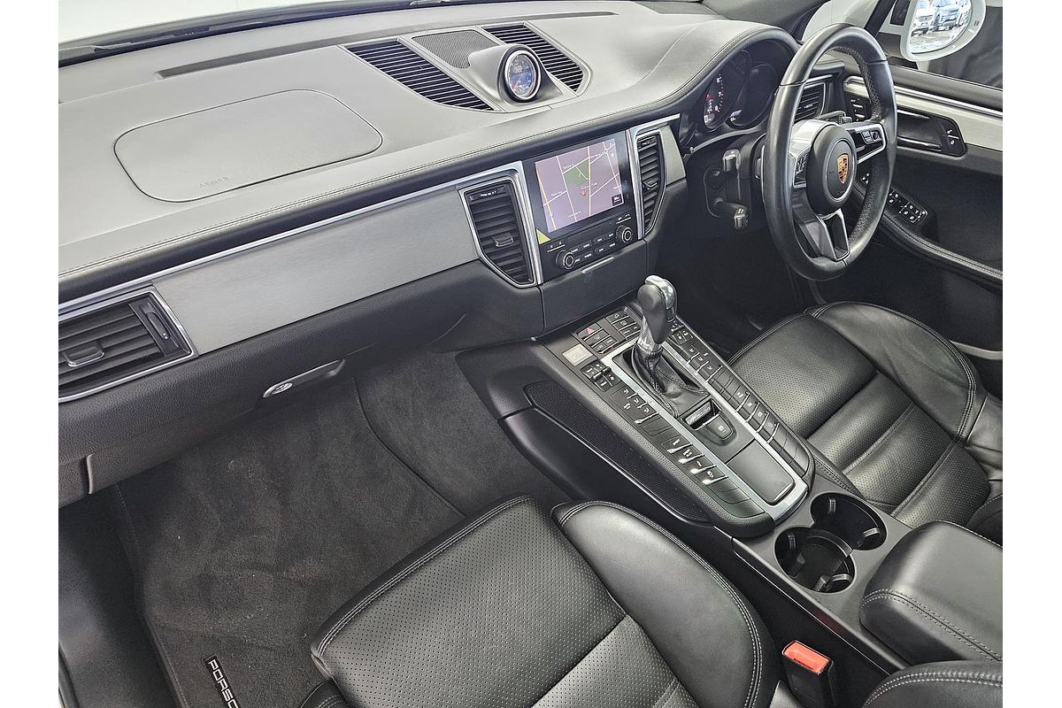 2017 Porsche Macan GTS 95B