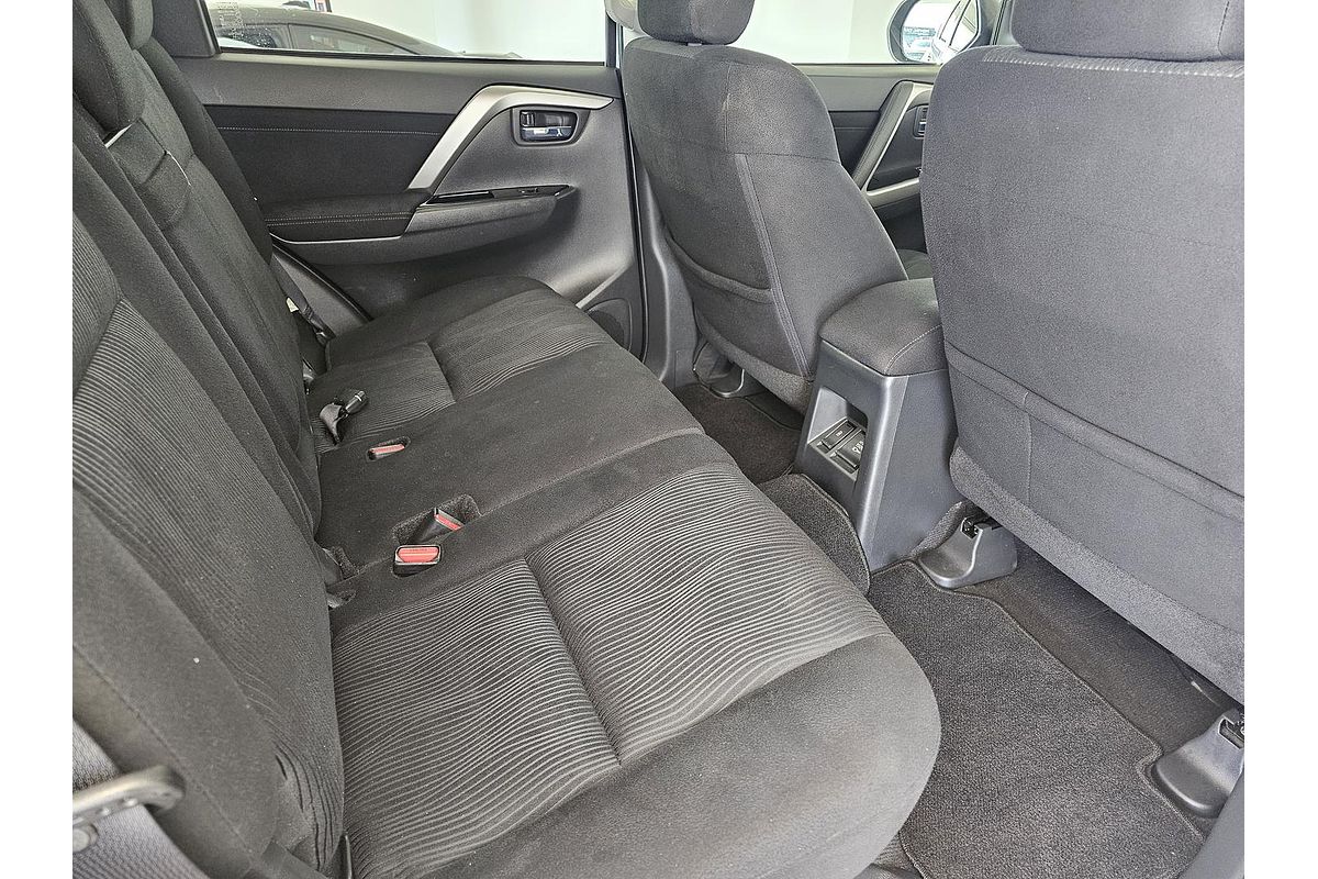 2021 Mitsubishi Pajero Sport GLX QF