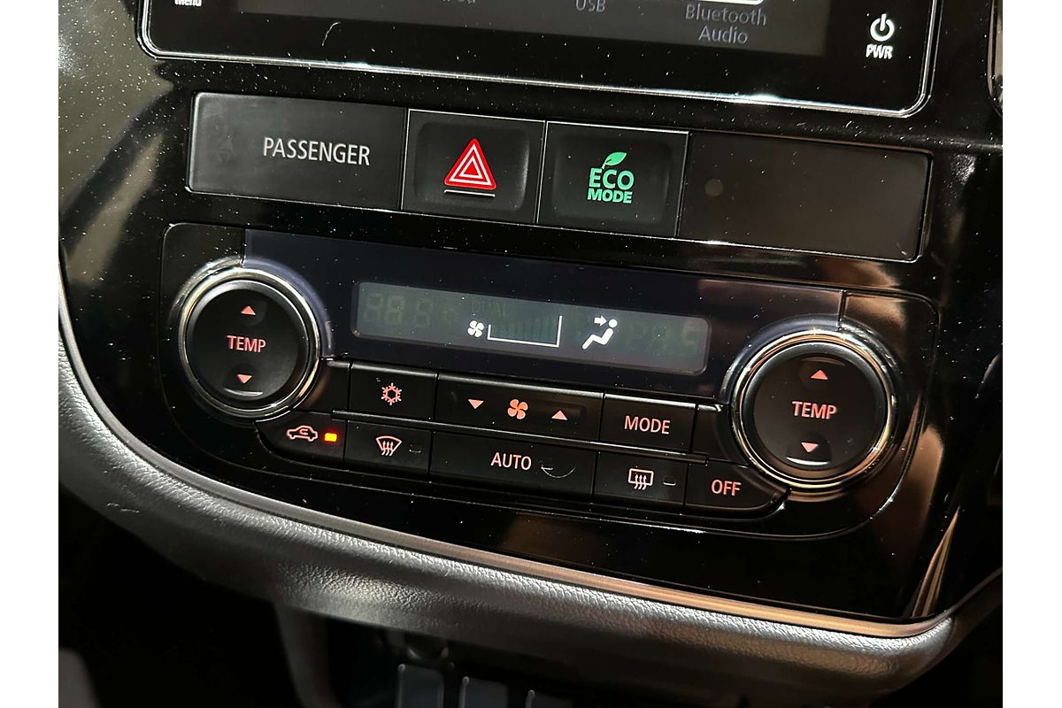 2016 Mitsubishi Outlander LS ZK