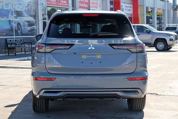 2025 Mitsubishi Outlander Exceed ZM