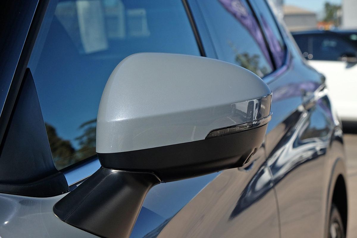 2025 Mitsubishi Outlander Exceed ZM