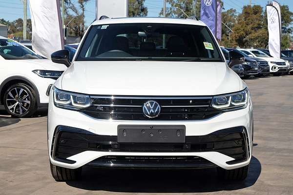 2024 Volkswagen Tiguan Wolfsburg Edition Allspace 5N