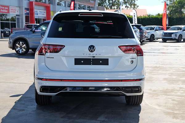 2024 Volkswagen Tiguan Wolfsburg Edition Allspace 5N