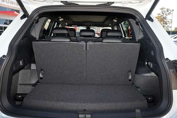 2024 Volkswagen Tiguan Wolfsburg Edition Allspace 5N