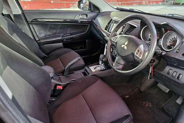 2017 Mitsubishi Lancer ES Sport CF