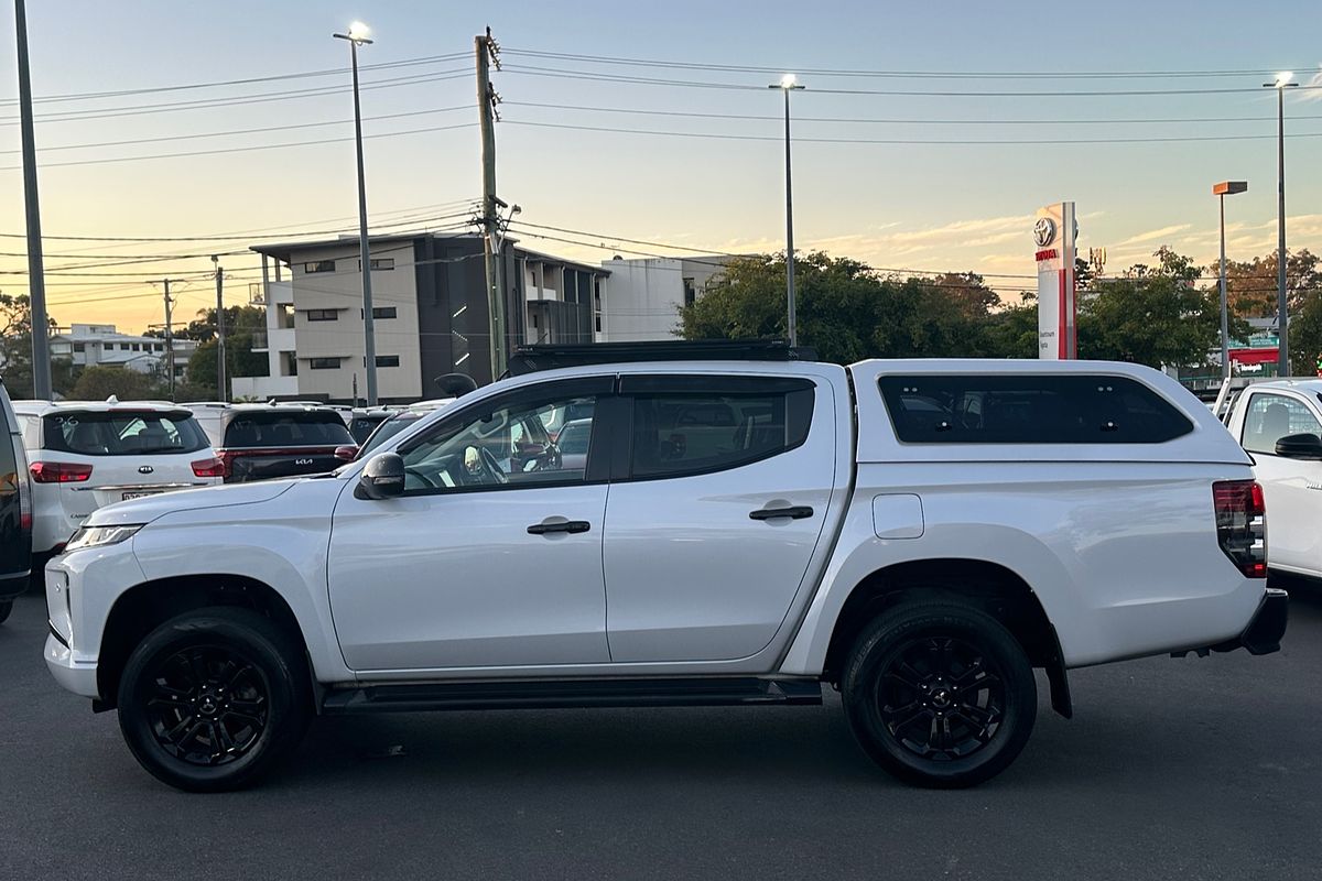 2022 Mitsubishi Triton GSR MR