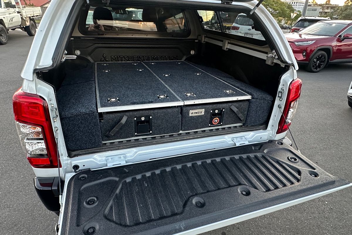2022 Mitsubishi Triton GSR MR