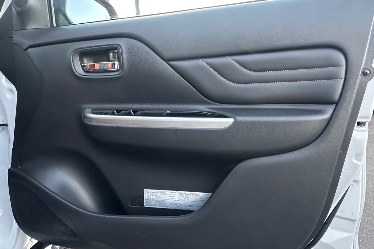 2022 Mitsubishi Triton GSR MR