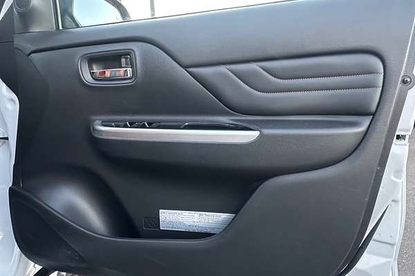 2022 Mitsubishi Triton GSR MR