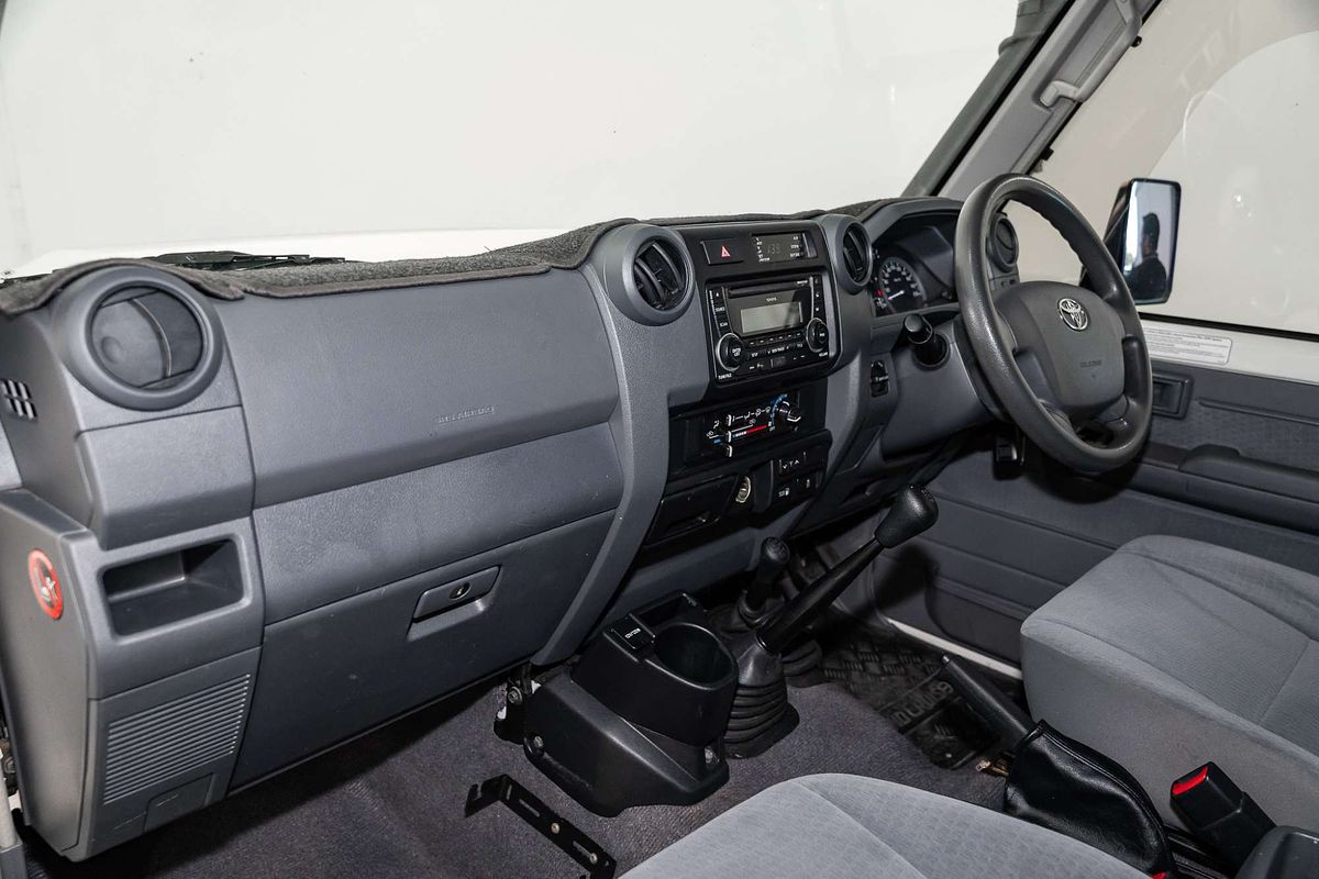 2018 Toyota Landcruiser GXL Troopcarrier VDJ78R