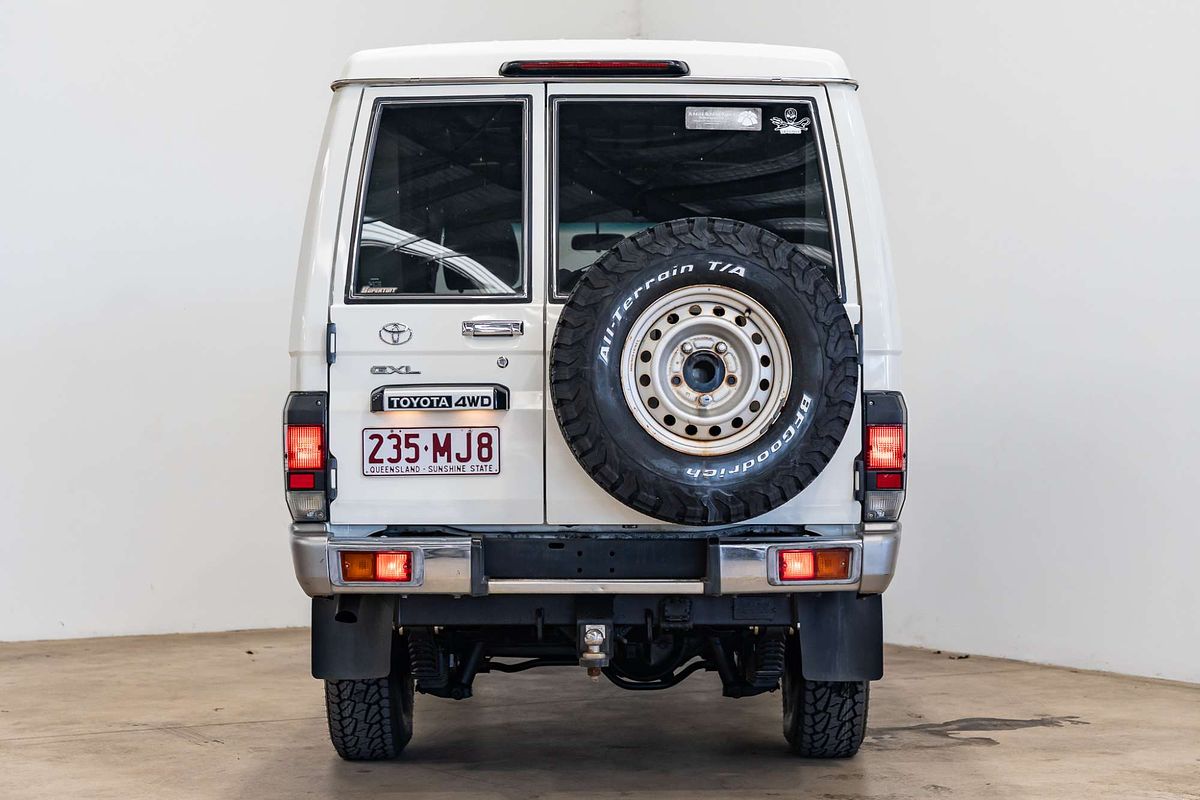 2018 Toyota Landcruiser GXL Troopcarrier VDJ78R