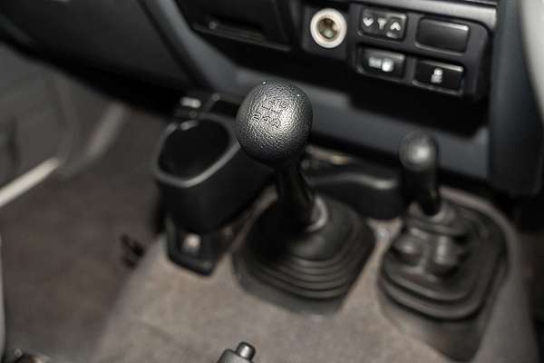 2018 Toyota Landcruiser GXL Troopcarrier VDJ78R