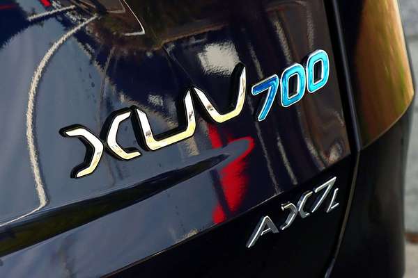 2024 Mahindra XUV700 AX7L