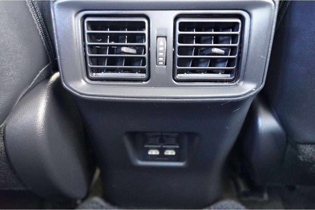 2021 Toyota RAV4 Cruiser AXAH54R