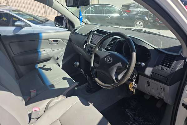 2005 Toyota Hilux Workmate TGN16R Rear Wheel Drive