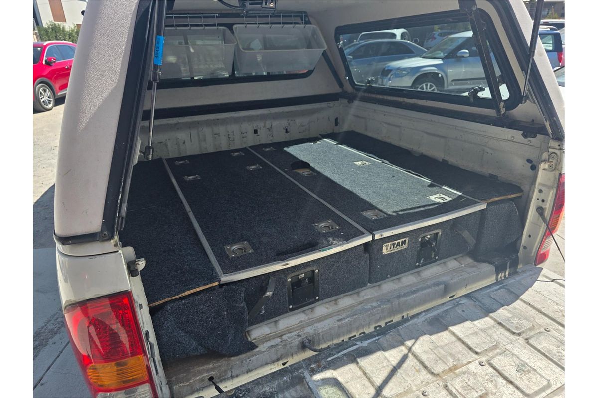 2005 Toyota Hilux Workmate TGN16R Rear Wheel Drive