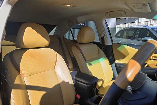 2013 Lexus HS250H