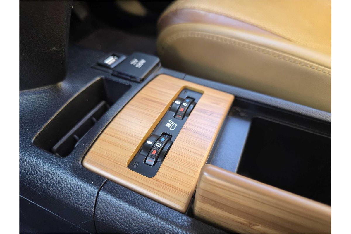 2013 Lexus HS250H