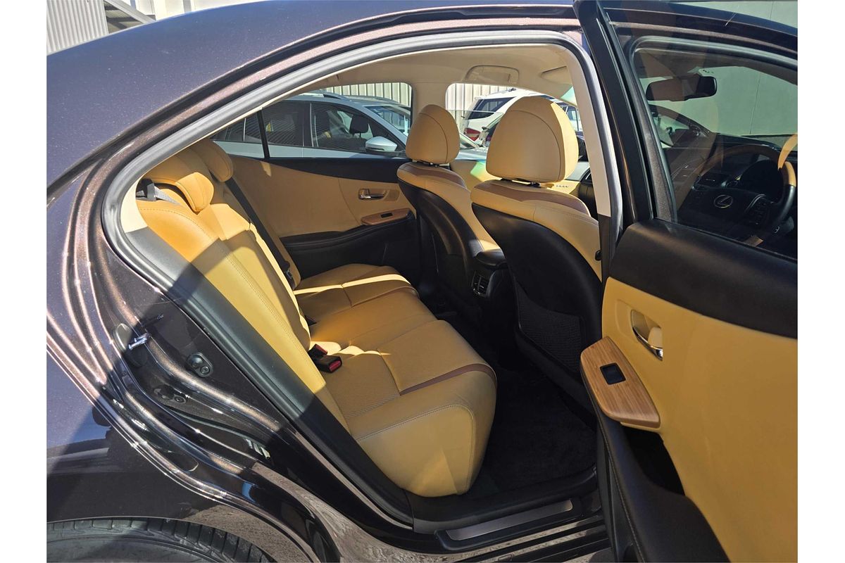 2013 Lexus HS250H