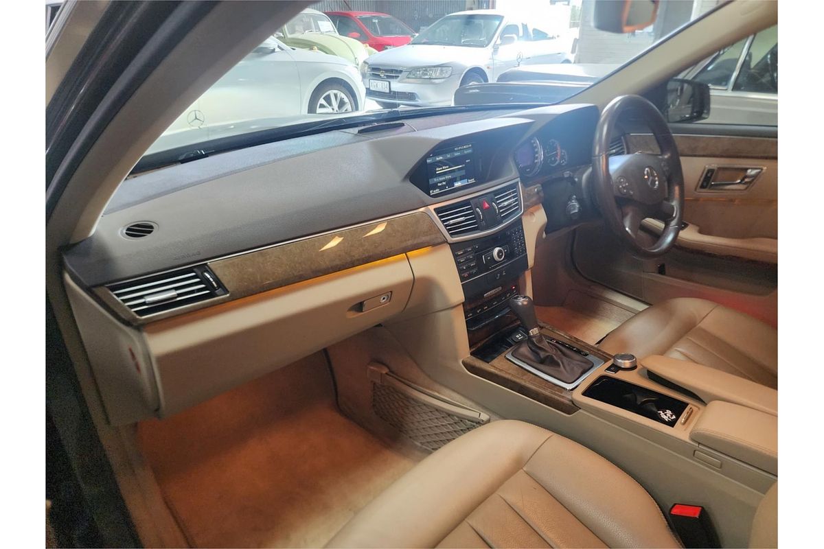 2011 Mercedes-Benz 250 CDI ELEGANCE 212 MY11