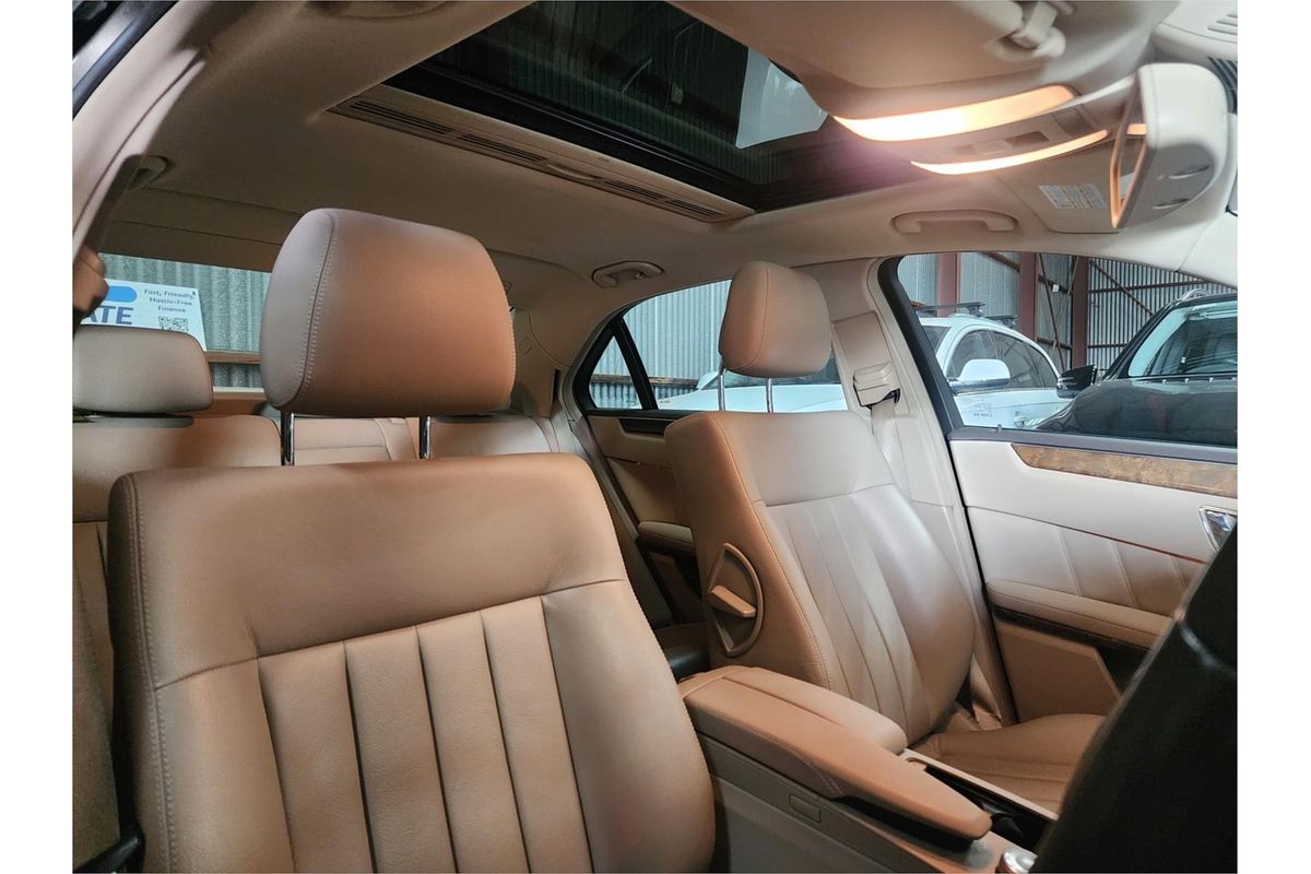 2011 Mercedes-Benz 250 CDI ELEGANCE 212 MY11