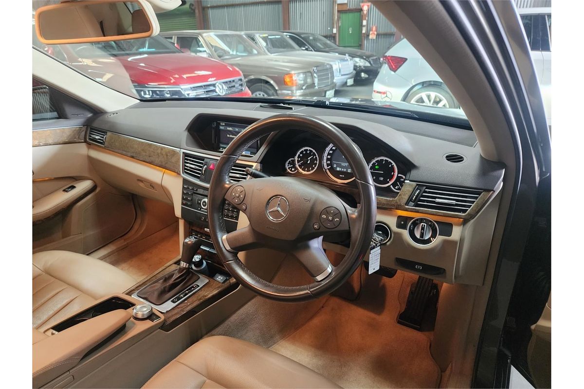 2011 Mercedes-Benz 250 CDI ELEGANCE 212 MY11